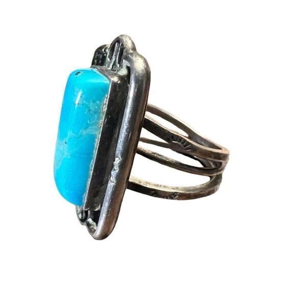 Vintage Southwestern Solid Silver Large Kingman Turquoise Totem Ring Size 5.5 - Picture 4 of 14